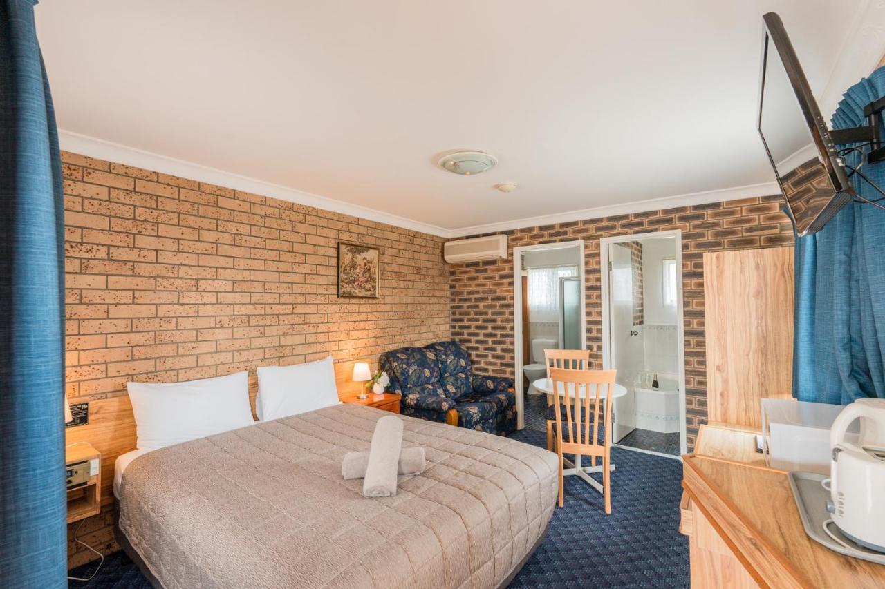 Settlers Motor Inn Tenterfield Exteriör bild
