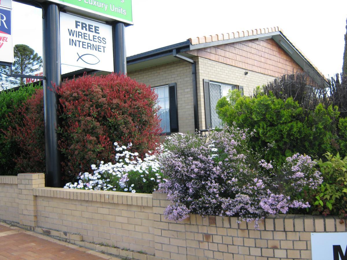 Settlers Motor Inn Tenterfield Exteriör bild